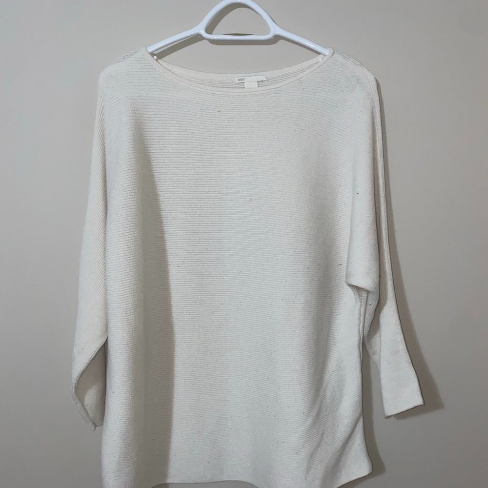 White over sized H&M sweater